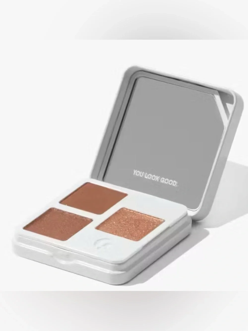 NWOT Glossier Monochromes Essential Eyeshadow in Teak
